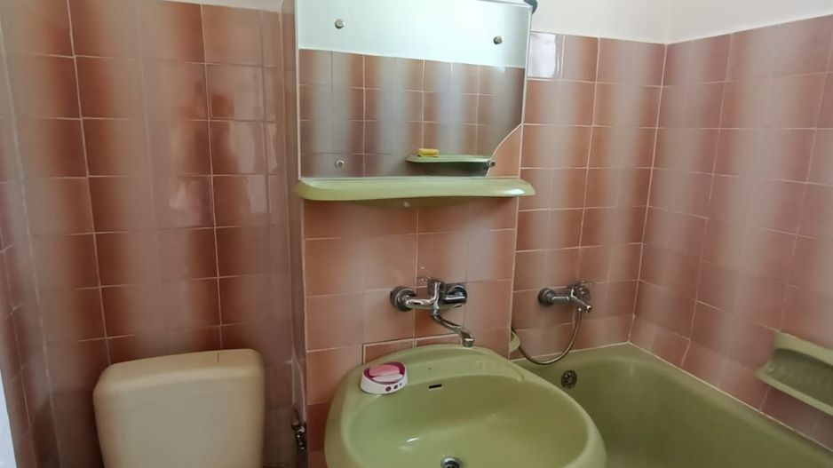 Ag EUROPA vinde ap 3 cam 65mp etaj 4 in zona CENTRALA. - Poză 6