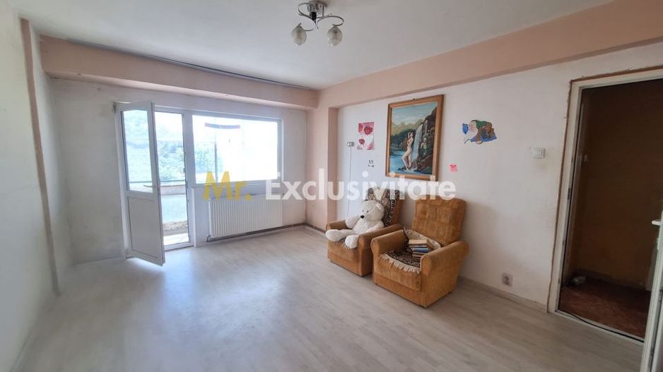Apartament 3 camere, etaj 1, Costesti, Arges. 0% Comision - Poză 2