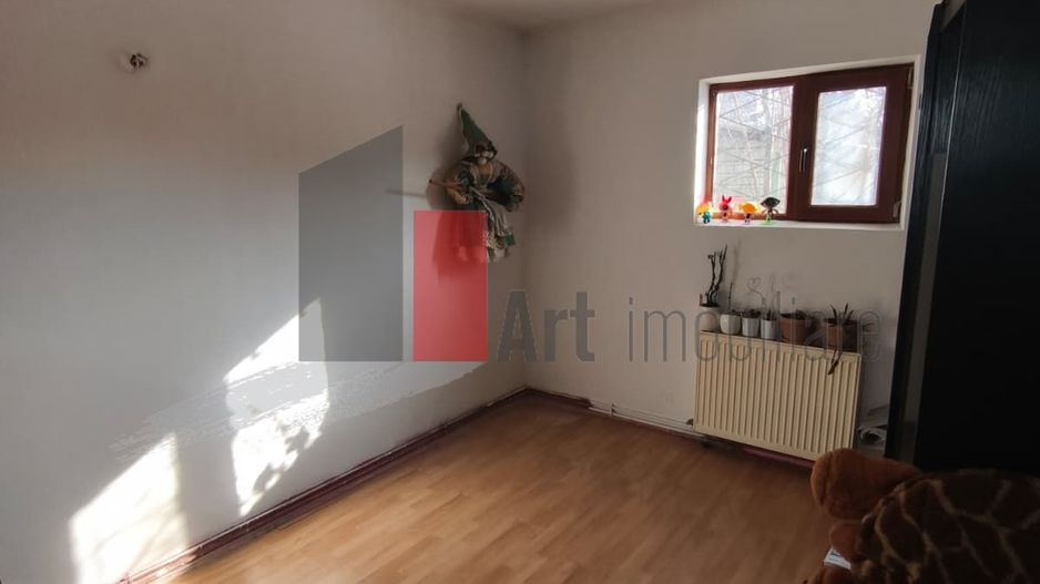 Casa Vanzare Giulesti 4 camere - Poză 9