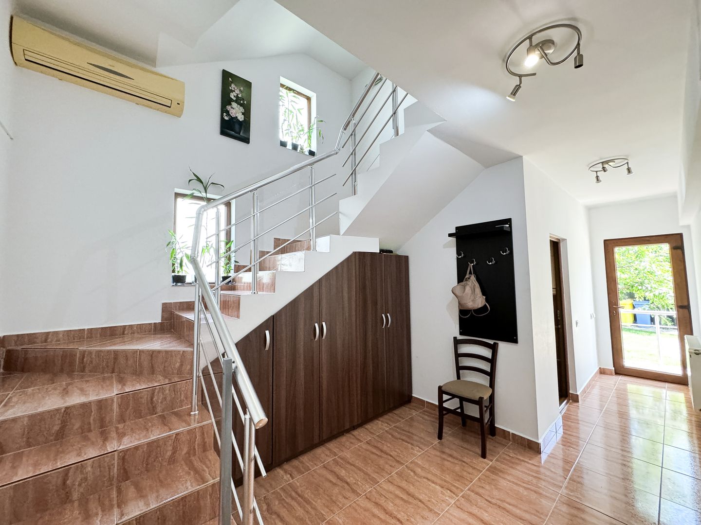 Vila Individuala cu 7 Camere | Teren 252 MP | Otopeni DN1- langa Lidl - Poză 12
