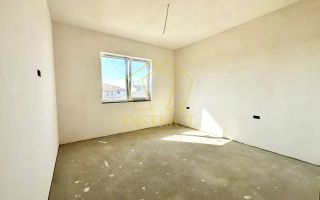 Duplex superb cu 5 camere despartit prin garaj | Dumbravita - Poză 8