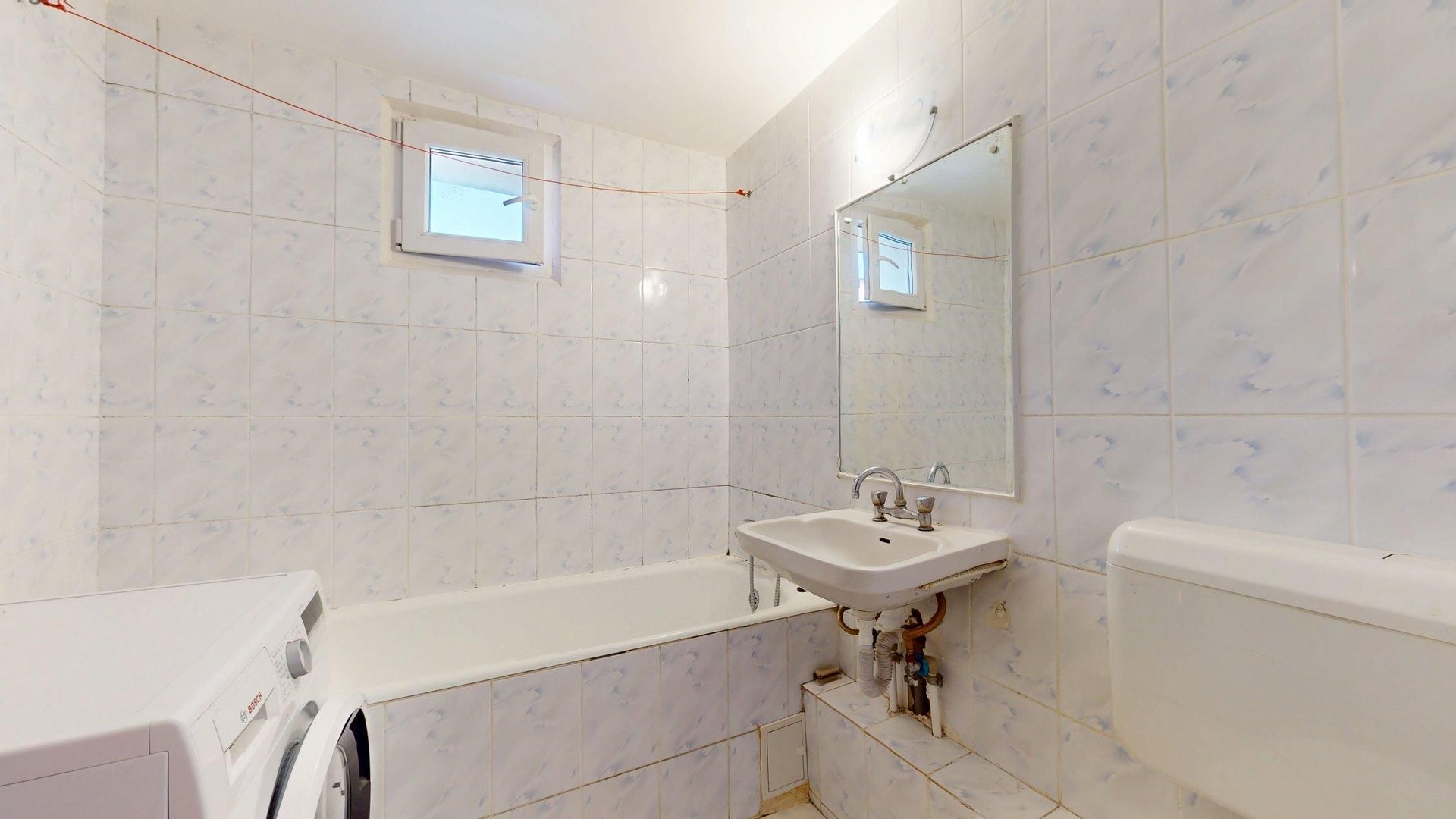 5 min Metrou Crangasi Apartament 3 camere - Poză 7