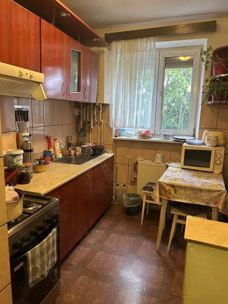 BRASADAS vinde ap 2 cam CARAMIDA etaj 4/4 Solidarității. - Poză 6