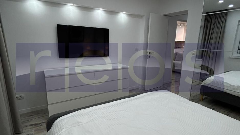 ÎNCHIRIERE 3 CAMERE | PIAȚA UNIRII | CENTRALA PROPRIE - Poză 4