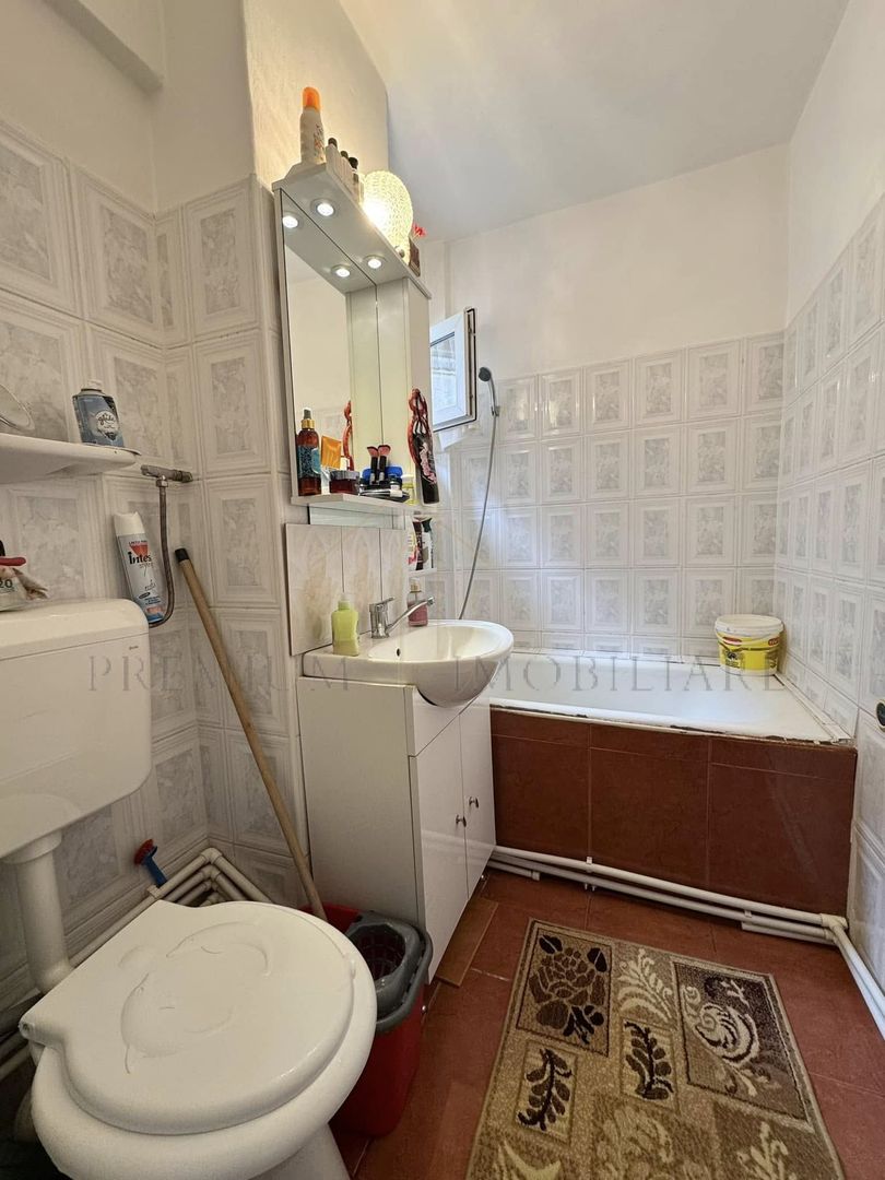 Apartament 3 camere zona de jos - Poză 5