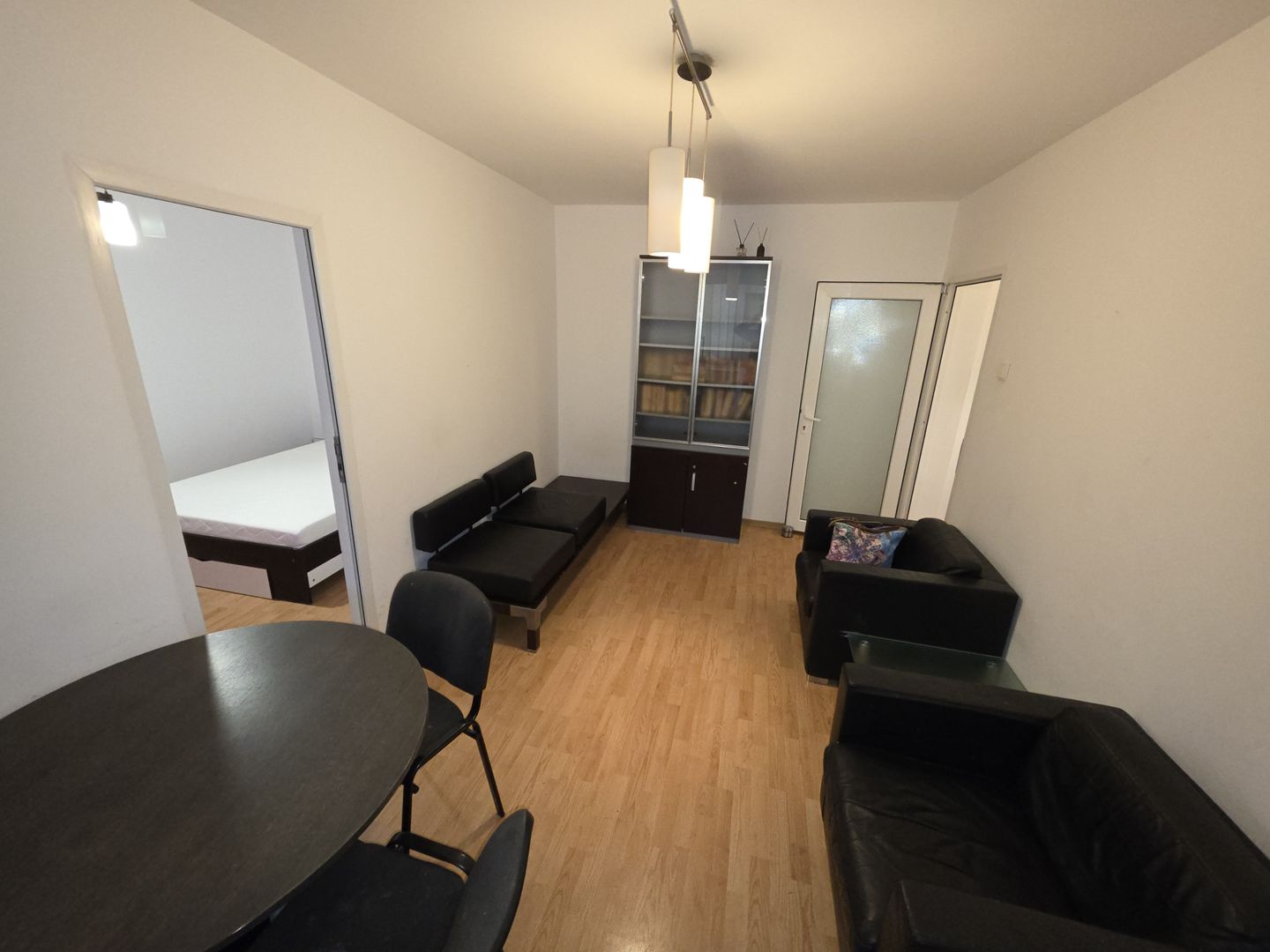 De Închiriat – Apartament 3 Camere | Zona Brătianu (Școala 8), Constanța - Poză 1