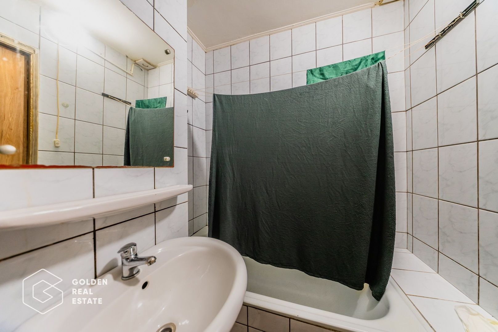 Garsoniera situata in zona UTA, la parter, modern amenajata - Poză 8