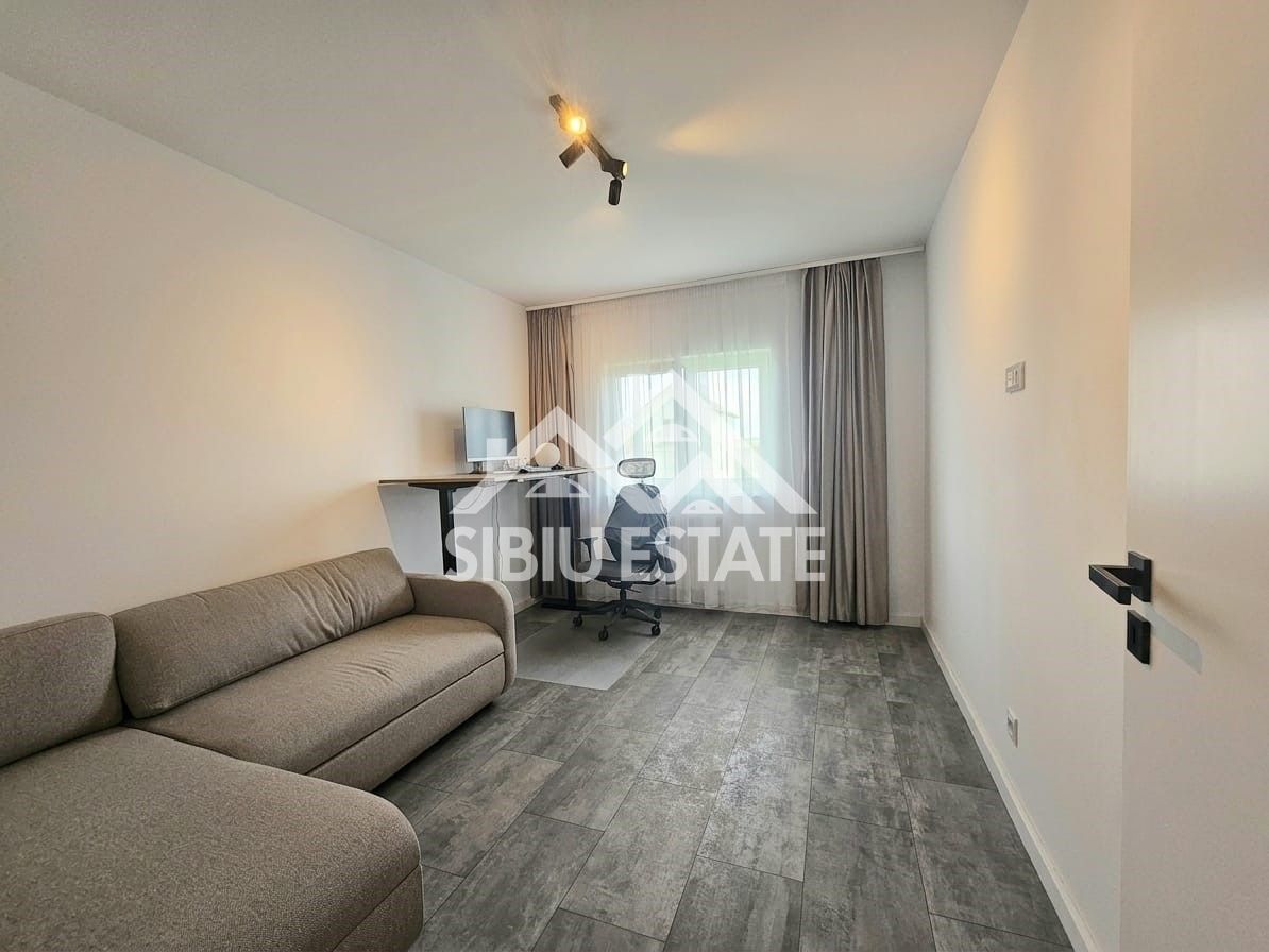 Casa individuala 5 camere, dormitor la parter - Poză 6