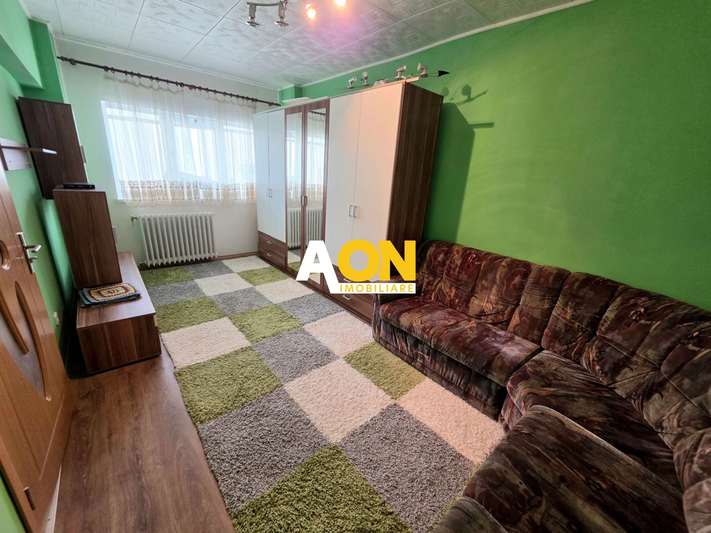 Apartament 2 Camere Decomandat Zona Cetate - Poză 3