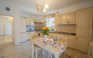 Agigea, lângă Constanța - Casă cu curte, terasă și pod amenajat! - Poză 4