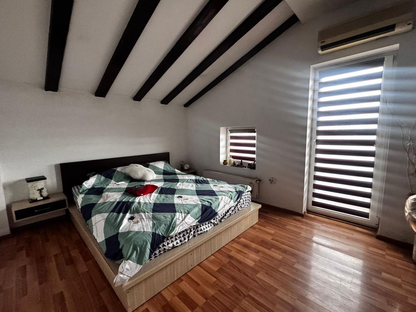 Inchiriez apartament 2 camere + dressing , langa Shopping City - Poză 4