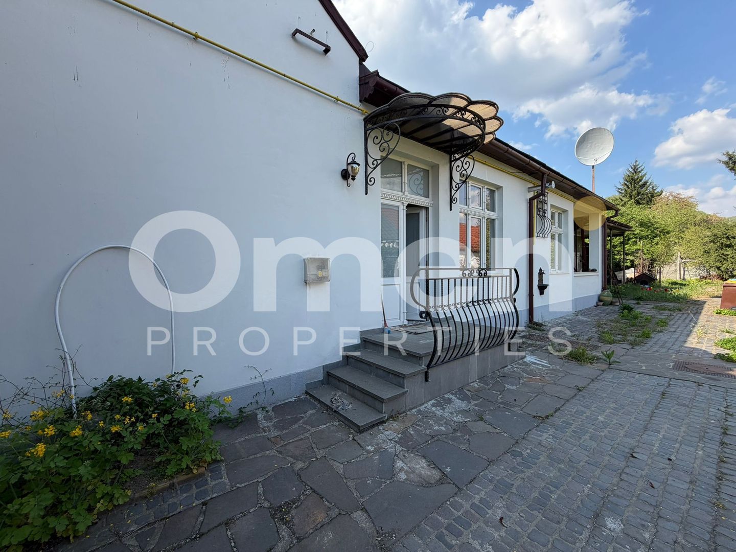 Casa renovata cu curte pentru inchiriere, zona Centrul Vechi - Poză 1