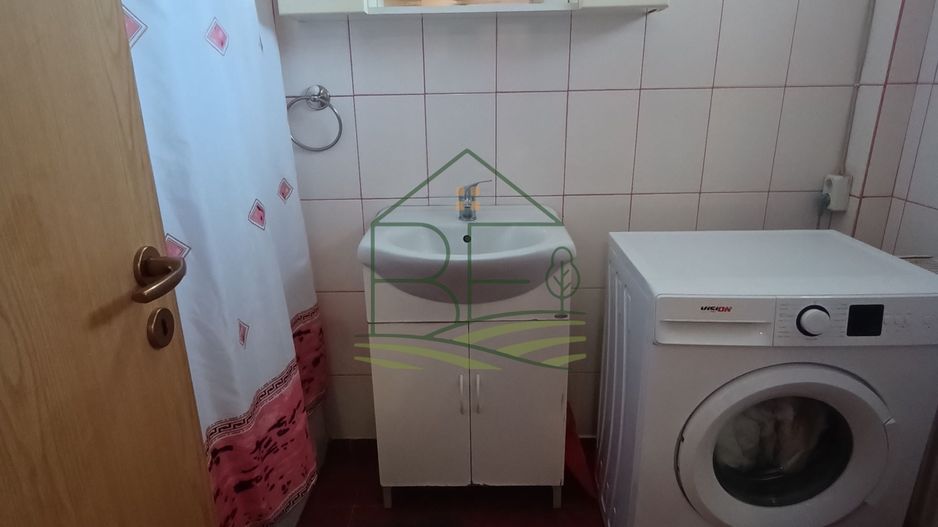 Garsonieră de inchiriat, luminoasă, cu balcon și loc de parcare - Poză 4