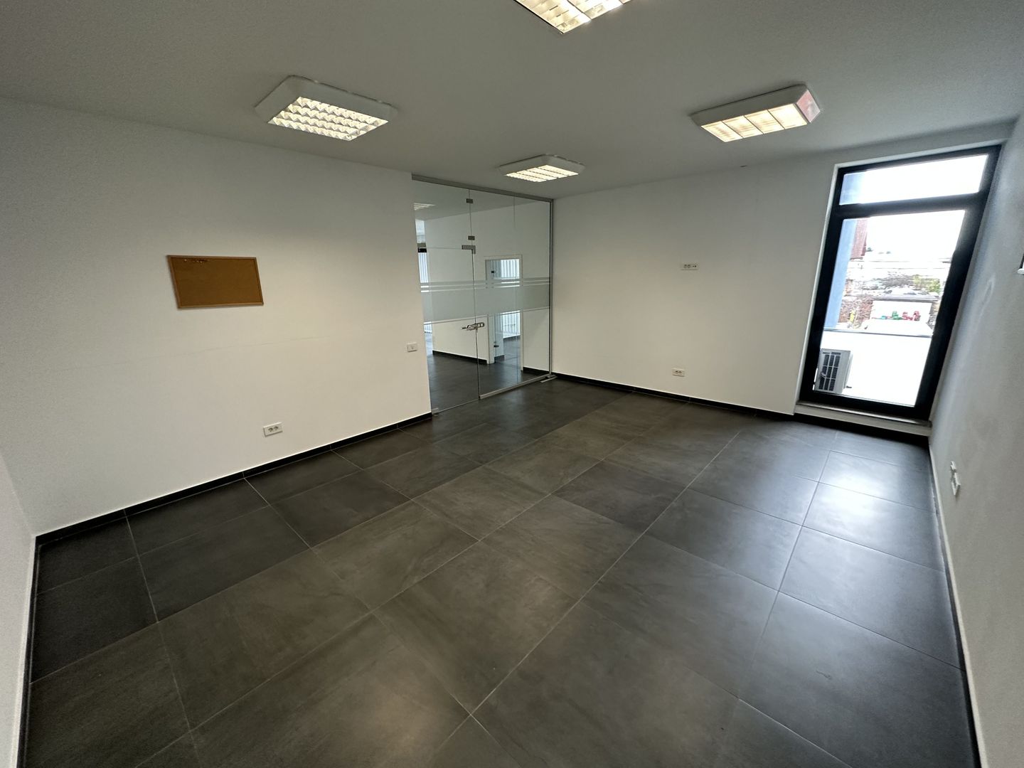 Spațiu Birouri Dumbrăvița - Poză 15