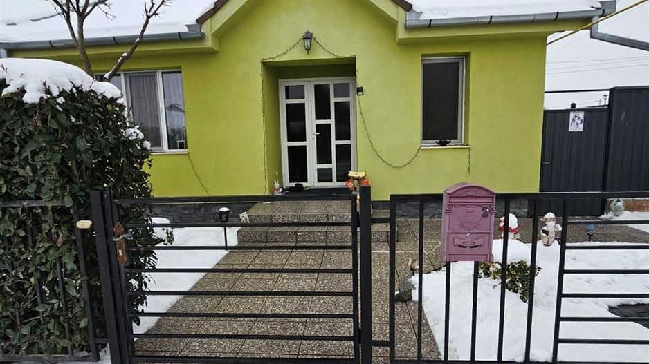 Casa  Santandrei mobilata utilata - Poză 2