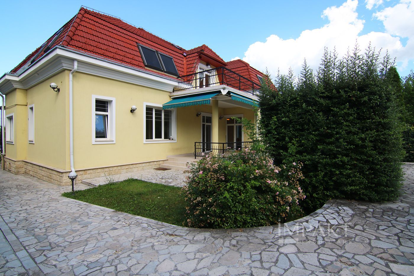 Casa individuala situata la 2 minute de Parcul Engels ! - Poză 44