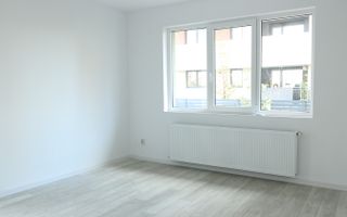 3 CAMERE LA PARTER CU CURTE PROPRIE DE 57MP,  2 BAI, POZITIE PE SUD, COMISION 0% - Poză 7