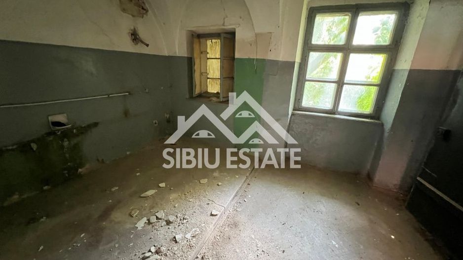 Imobil monument istoric de vânzare ,Strada Târgului, Sibiu - Poză 15