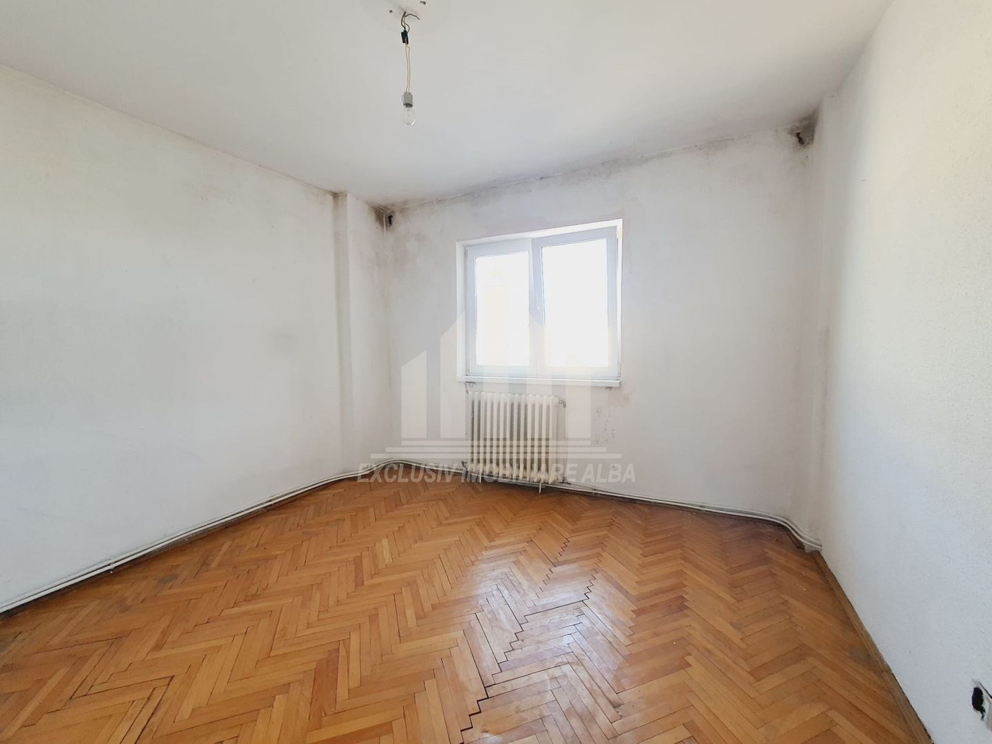 Apartament cu 3 camere decomandate, Cetate - zona Liceului Sportiv - Poză 7