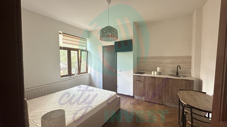 Vila interbelica AIRBNB "la cheie" - Poză 24