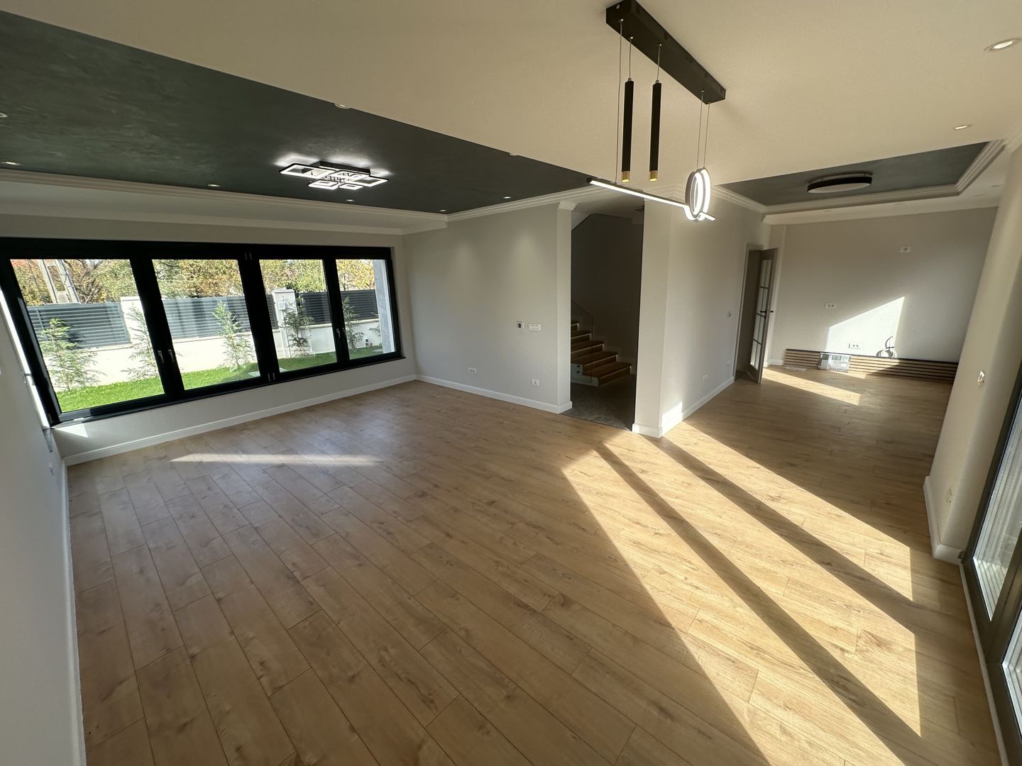 CASA INDIVIDUALA - Poză 3