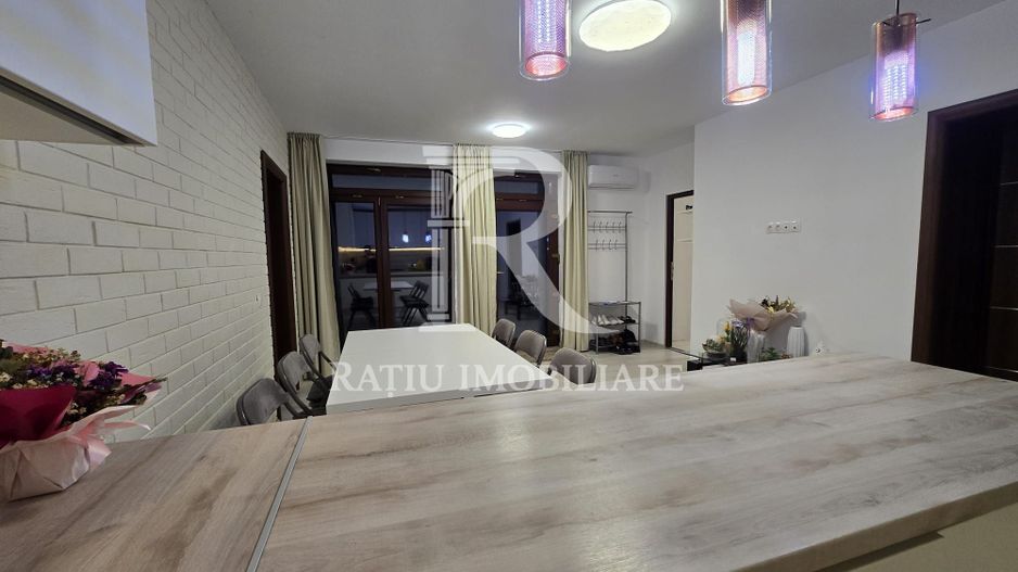 Casă cu livadă, grădină și anexe, | Les | Oradea - Poză 3