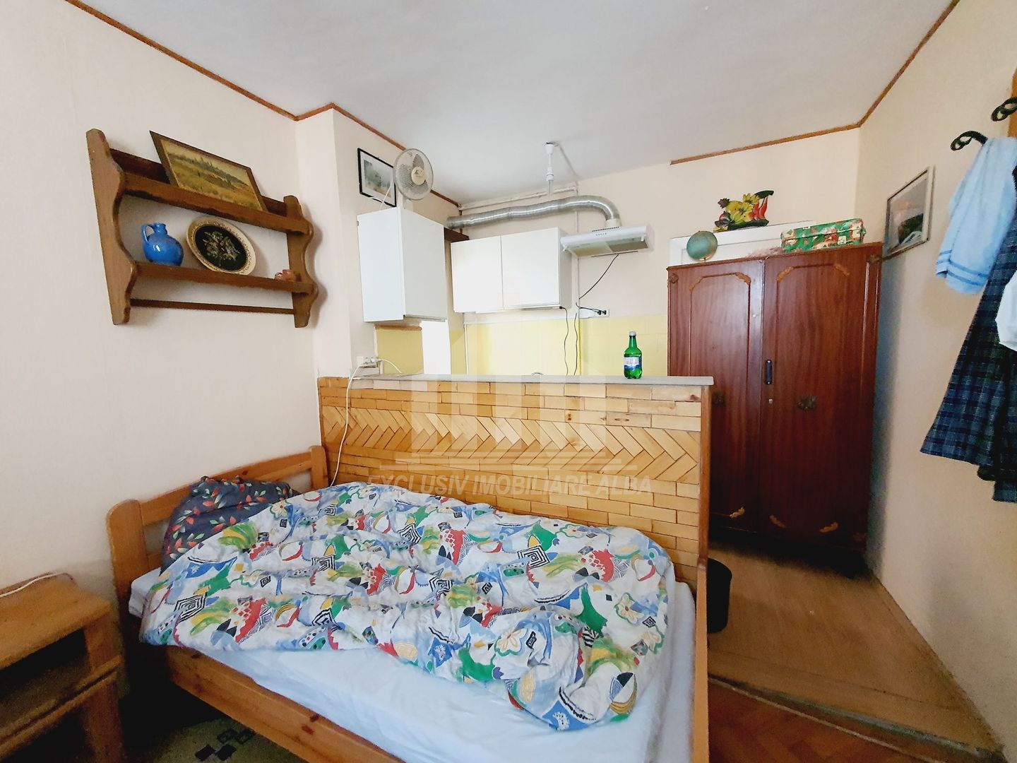 Casa individuala de inchiriat, Cetate - Poză 4