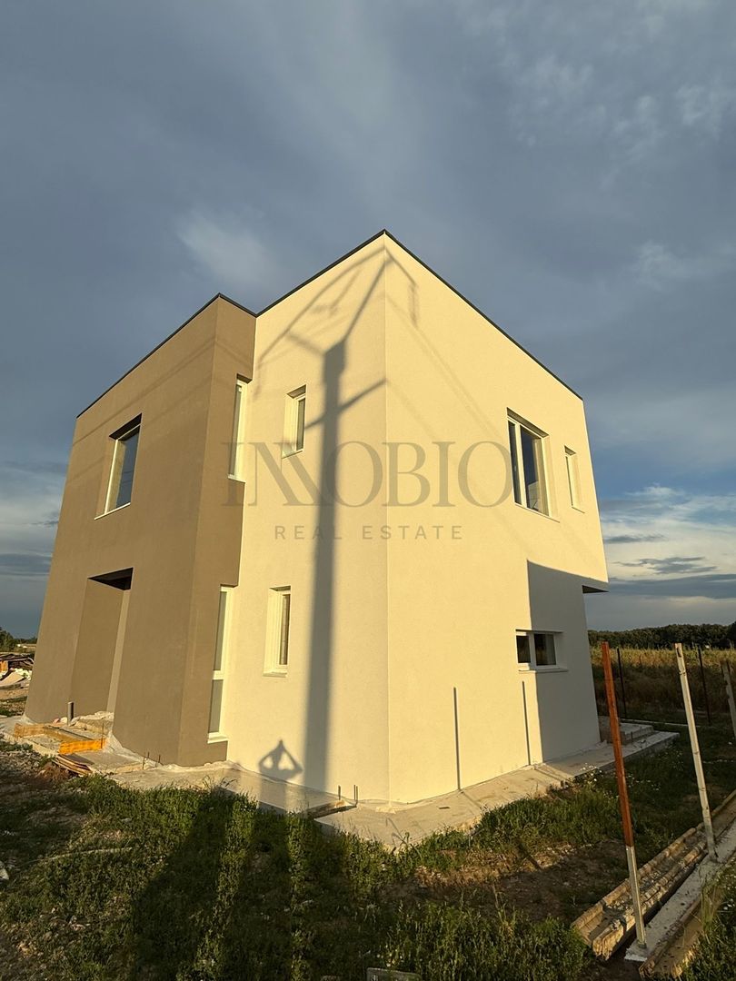 Case Noi în Ansamblu Privat | Strada Plevnei | 5 Locuințe | - Poză 5