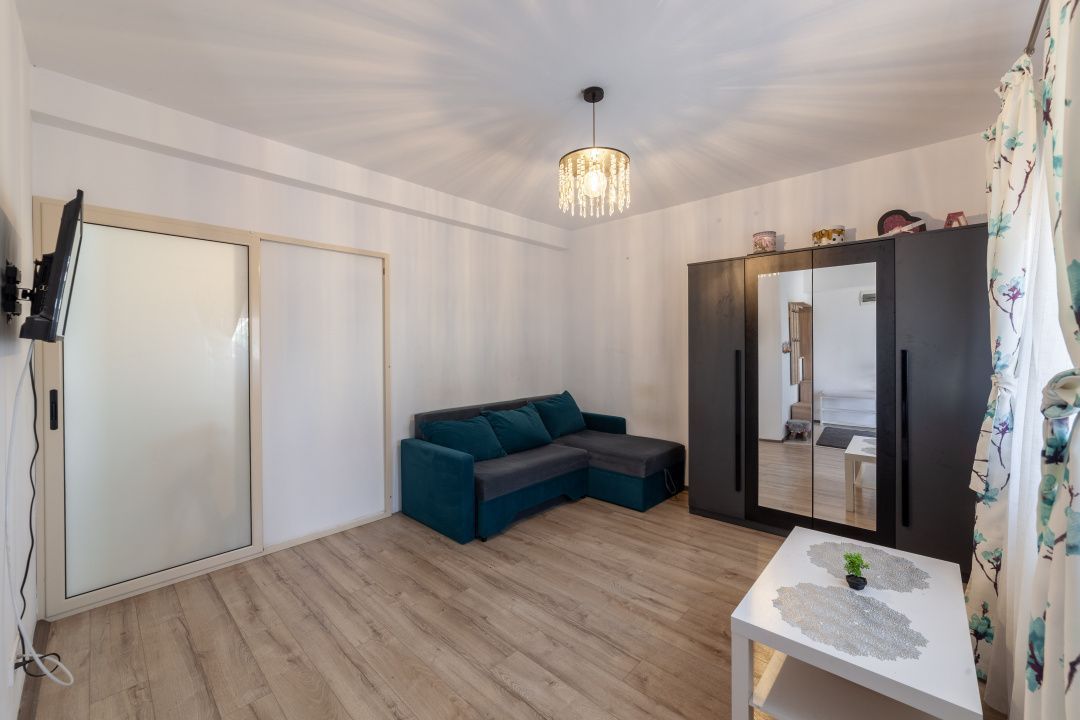 Renunta la Apartament- Descopera Avantajele unei Case Duplex in Mosoaia! - Poză 2