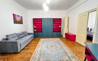Apartament spatios cu 3 camere | 83 mp + veranda + curte | Ultracentral - Poză 1