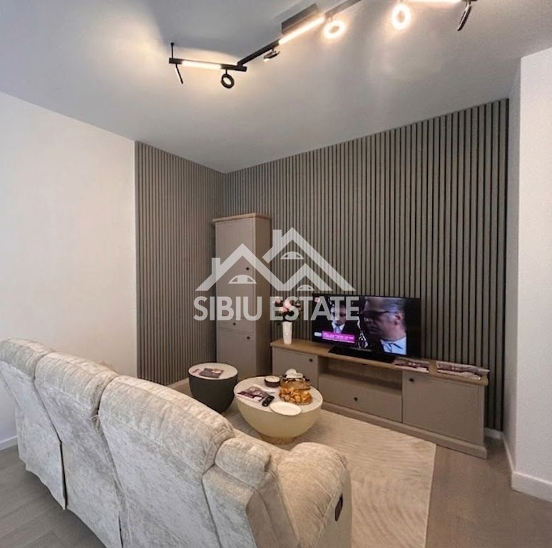 Apartament 2 camere, finisat la cheie, cu balcon - Poză 3