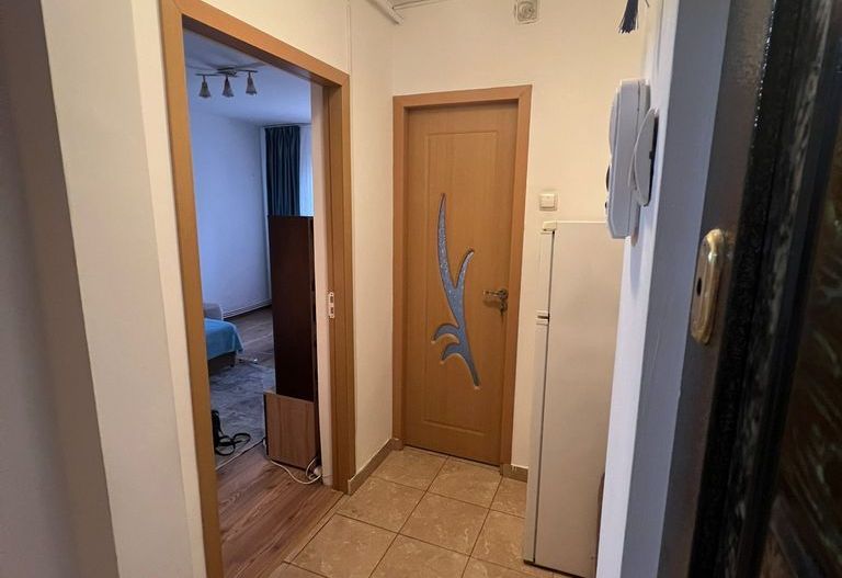 Garsoniera de Vanzare Gorjului-Centrala proprie - Poză 3