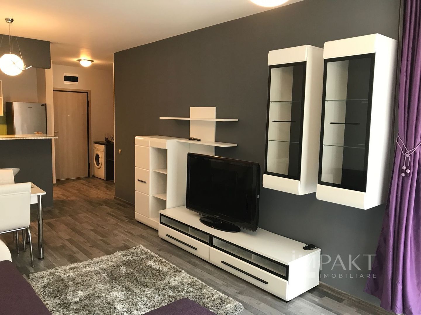 Apartament de inchiriat cu 2 camere,zona semicentrala! Platinia! - Poză 1
