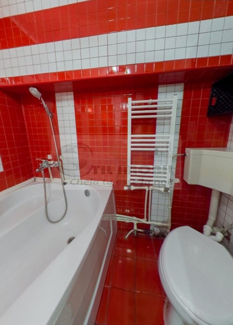 Apartament 3 camere decomandat - 80 mp - Nicolina - 114.000 euro ! - Poză 10