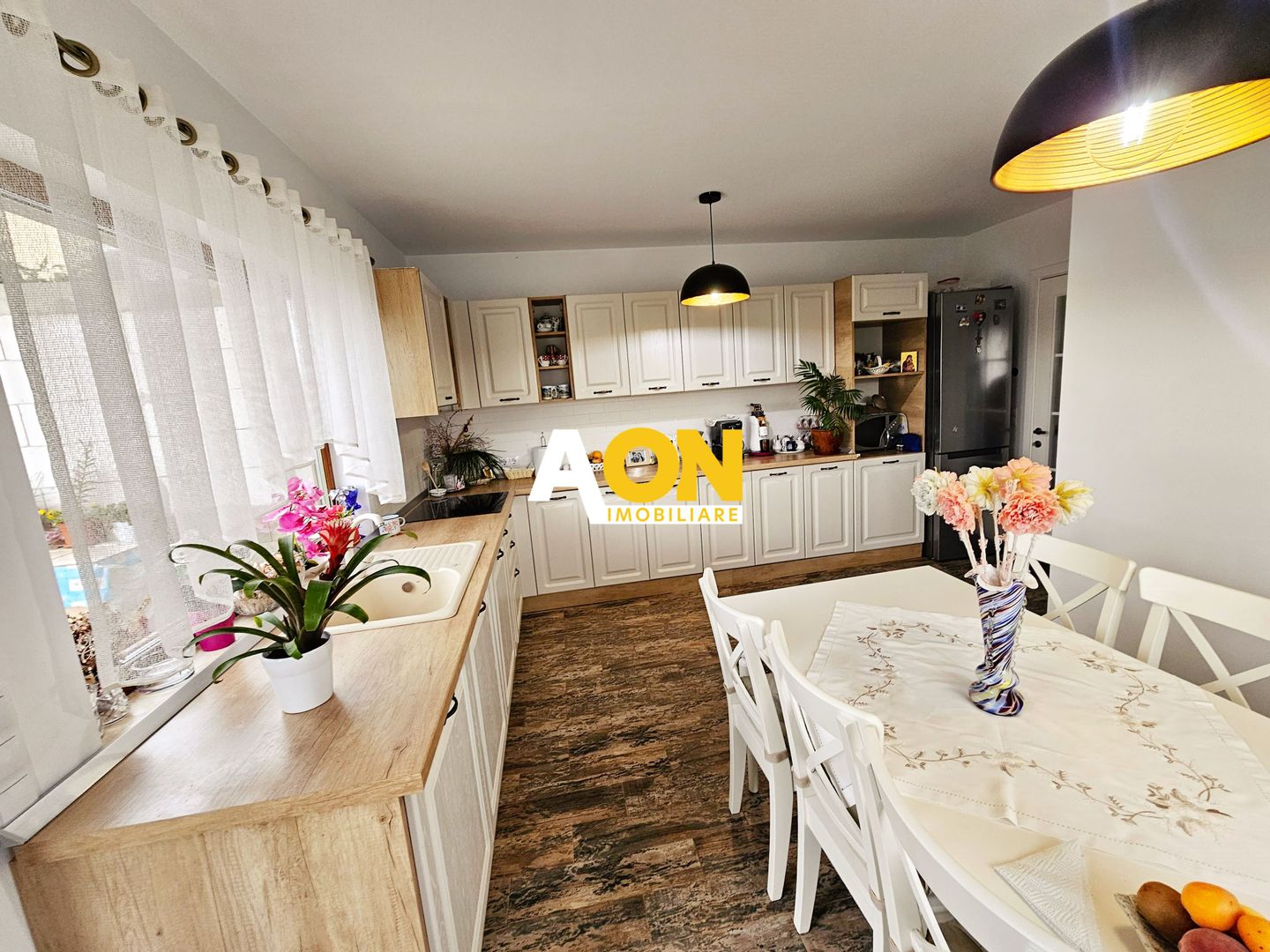 Casa cu 5 camere, 868 mp teren, ideala pt. 2 familii, zona Valea Popii - Poză 12