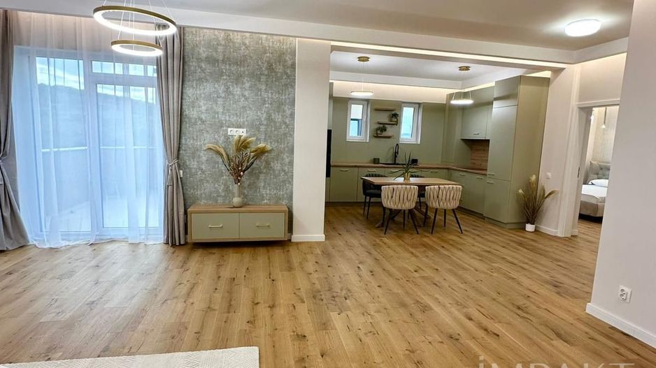 Vanzare penthouse superb zona Terra, Floresti! - Poză 2