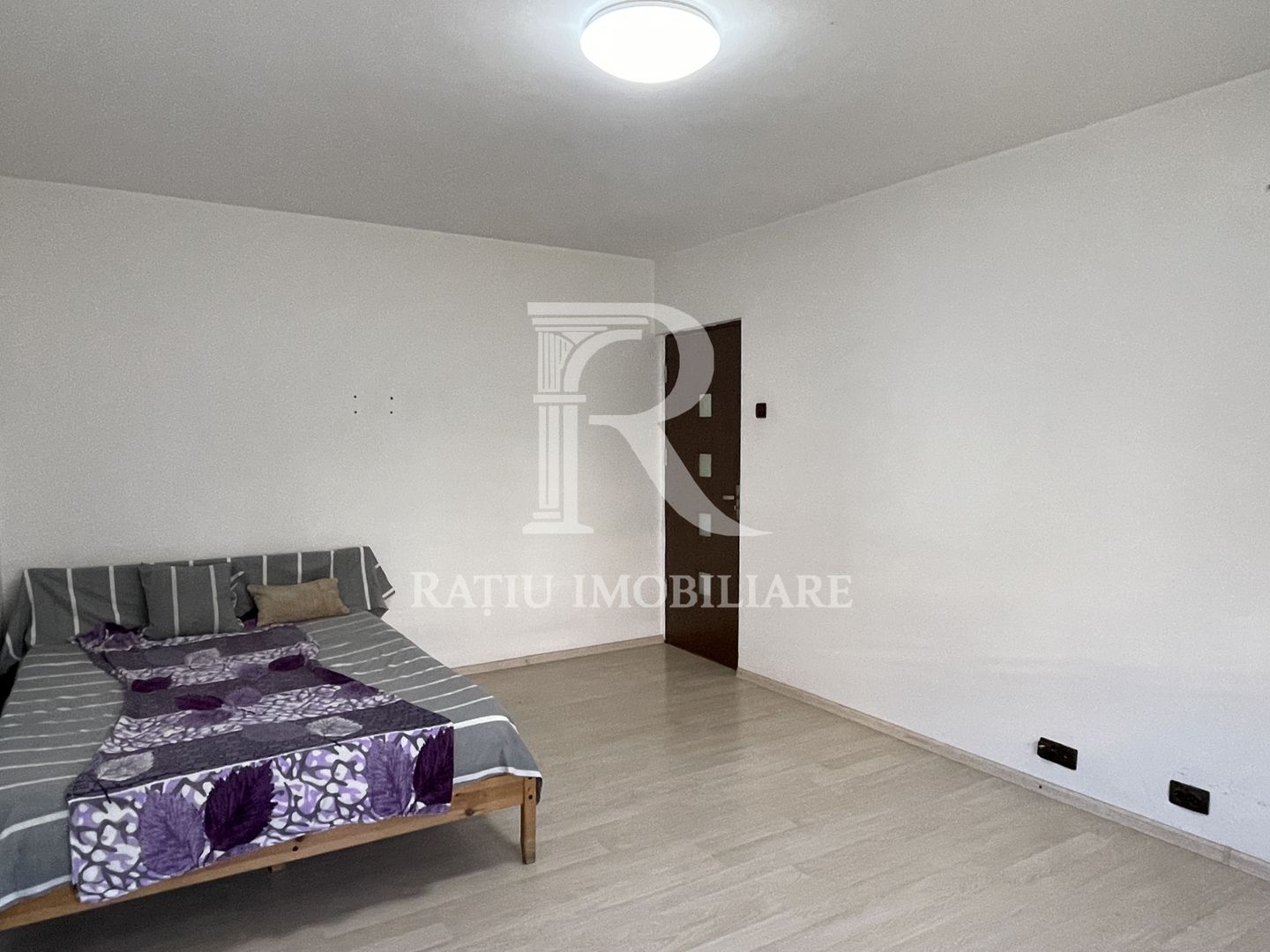 Apartament cu 3 camere | Echipe de muncitori | Rogerius | Oradea - Poză 6