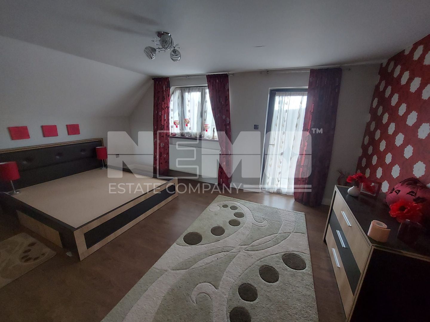 🏡 Casă de vânzare în Horodnicul de Sus! 🏡 - Poză 16