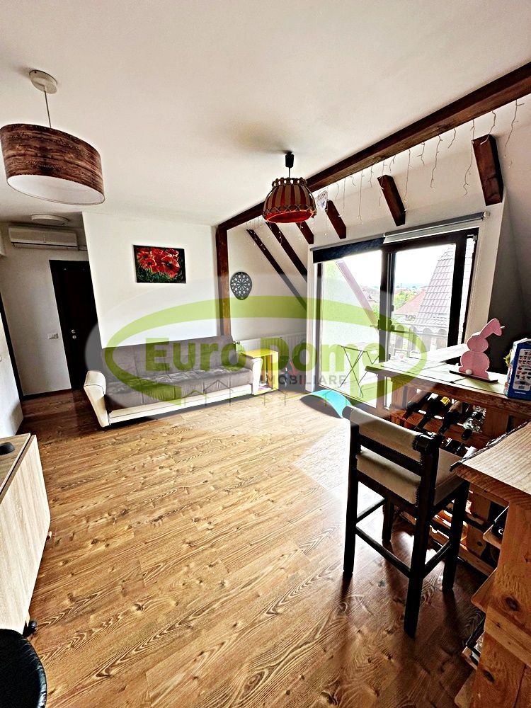 Apartament cu 3 camere 84mp utili in bloc vila -Tractoru - Poză 3