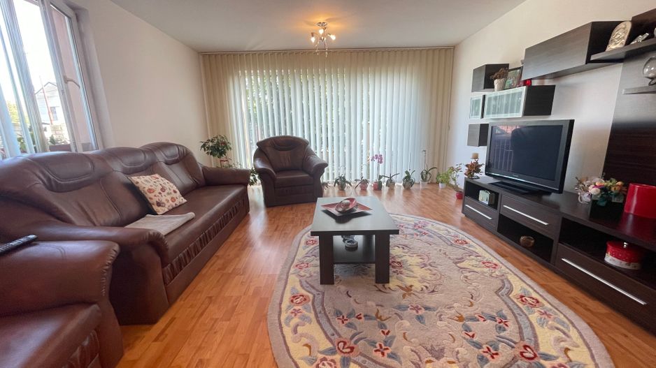 Casa individuala P+M,spatioasa in zona Mircea Cel Batran - Poză 4