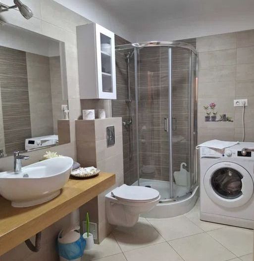 Nu Este Doar o Locuință Este o Sursă de Venit - Poză 6