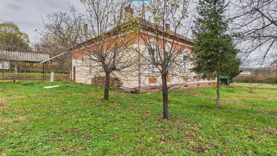 CONAC IMPRESIONANT ÎN GHIOROC - Poză 58