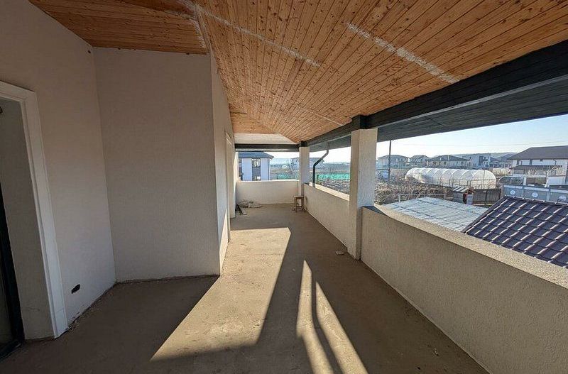 Casă Spațioasă 242 mp Utili și 600 mp Teren – Dragomirești-Deal - Poză 24