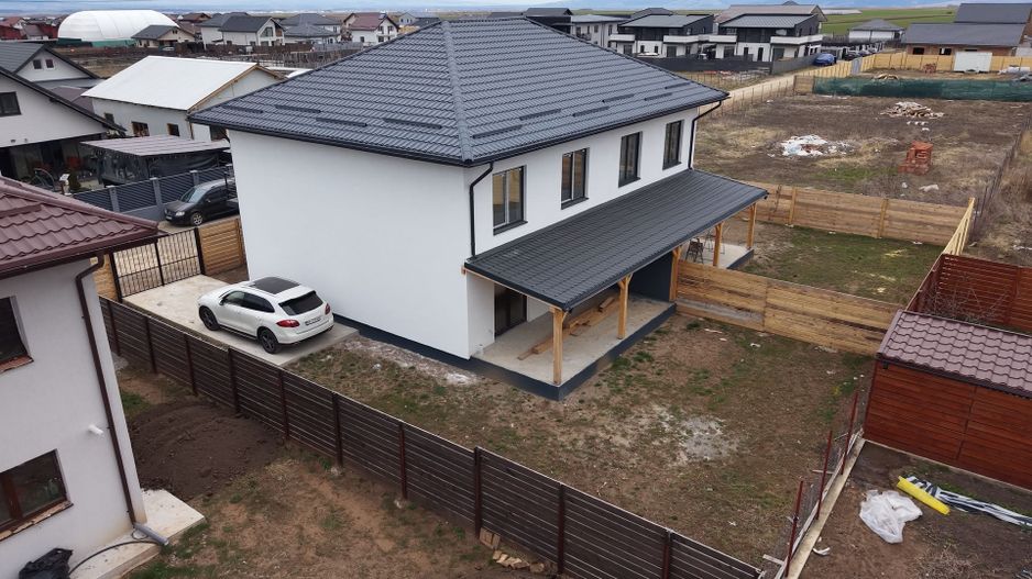 Duplex modern de vânzare în cartierul Izvor - Poză 3