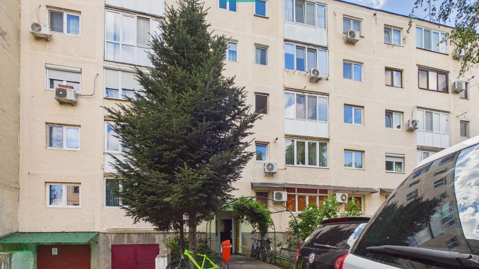 Apartament 2 camere – zona Poetului, Arad - Poză 1