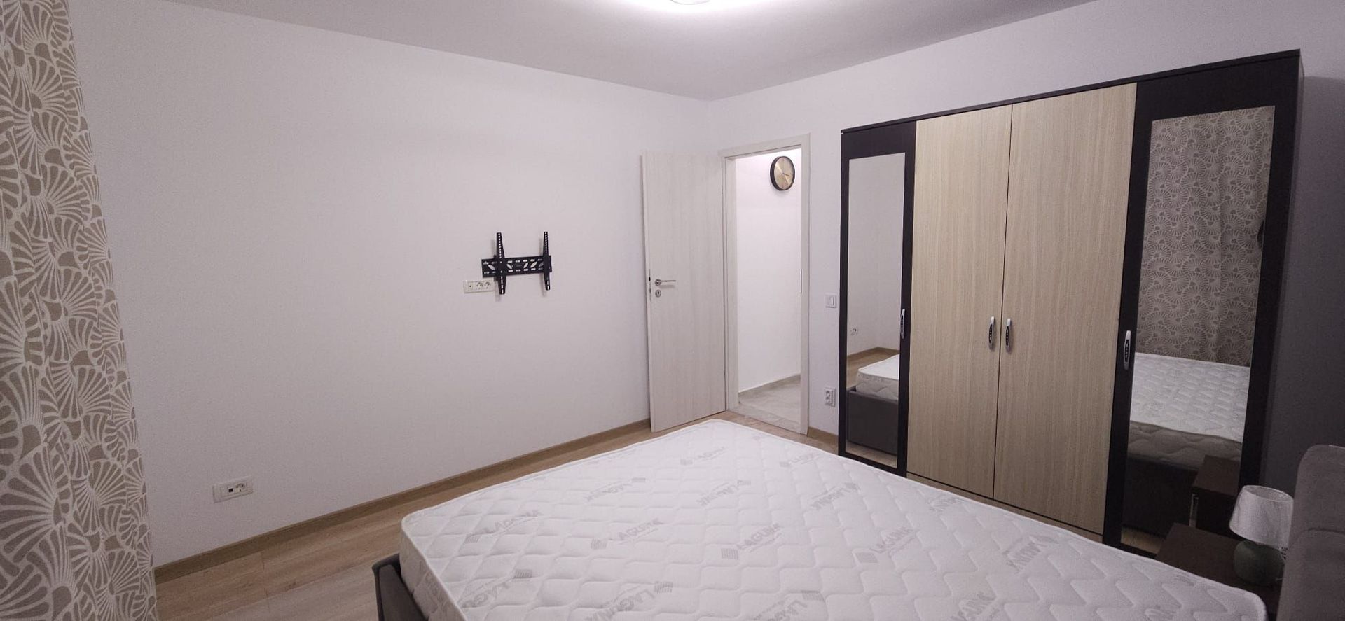 Sibiu/ Metrou Favorit 3 minute pe jos/ Renovat 2025 - Poză 12