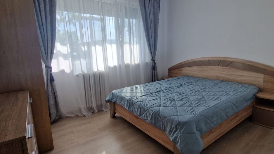 APARTAMENT 3 CAMERE 1 MAI | METROU - Poză 4