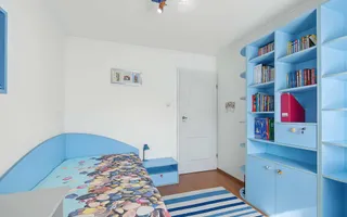 Central-Eremia, ap. 3 camere, 2 băi + boxă,proaspăt zugrăvit, et.2 - Poză 20