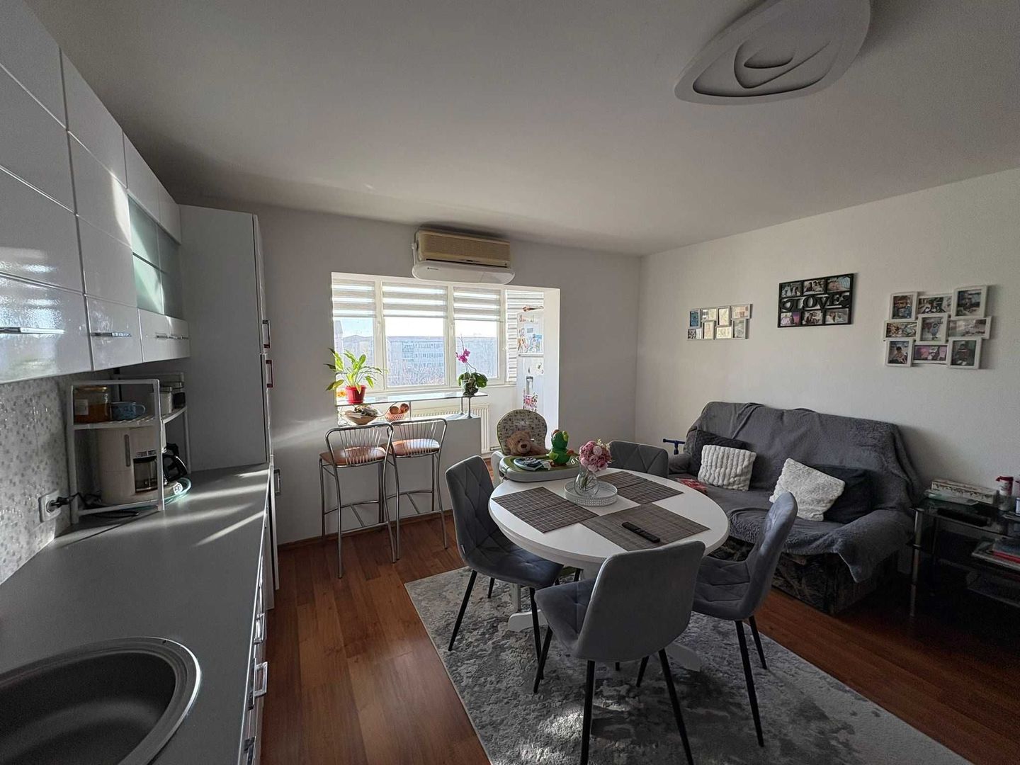 Sagului | 3 Camere | Centrala Proprie | Mobilat si Utilat - Poză 1