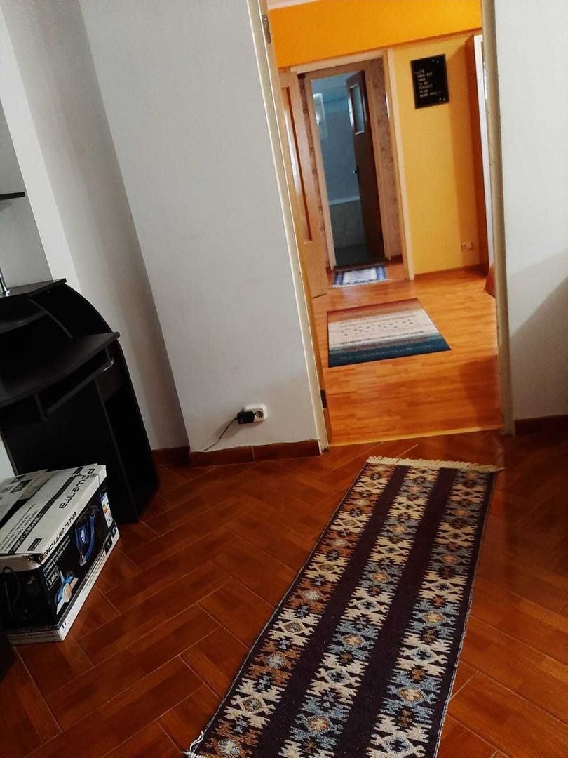 2 camere, etaj 8/9, bloc izolat, balcon, AC, Mega Image la parter - Poză 5